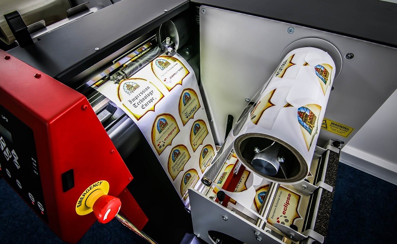 لیبل چسبدار